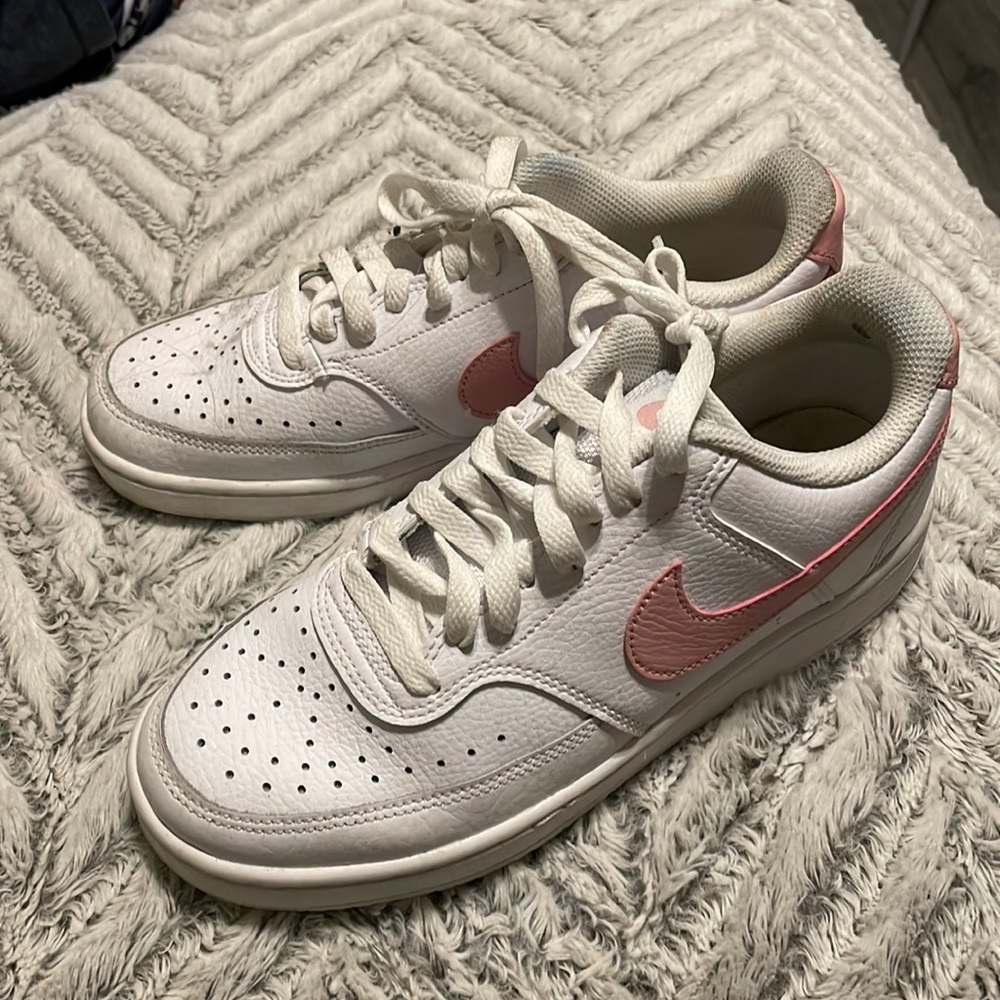 Used Nike shoes